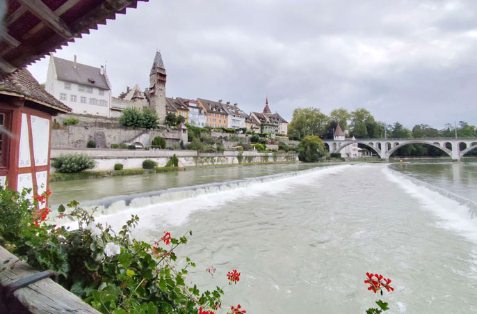 Stadt Bremgarten mit Blick auf die Reuss-Titelbild